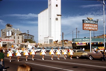 2016.5.85 (Mill Ave. Parade) thumbnail